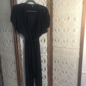 New Look Plisse Elastic Waist Cropped Jumpsuit